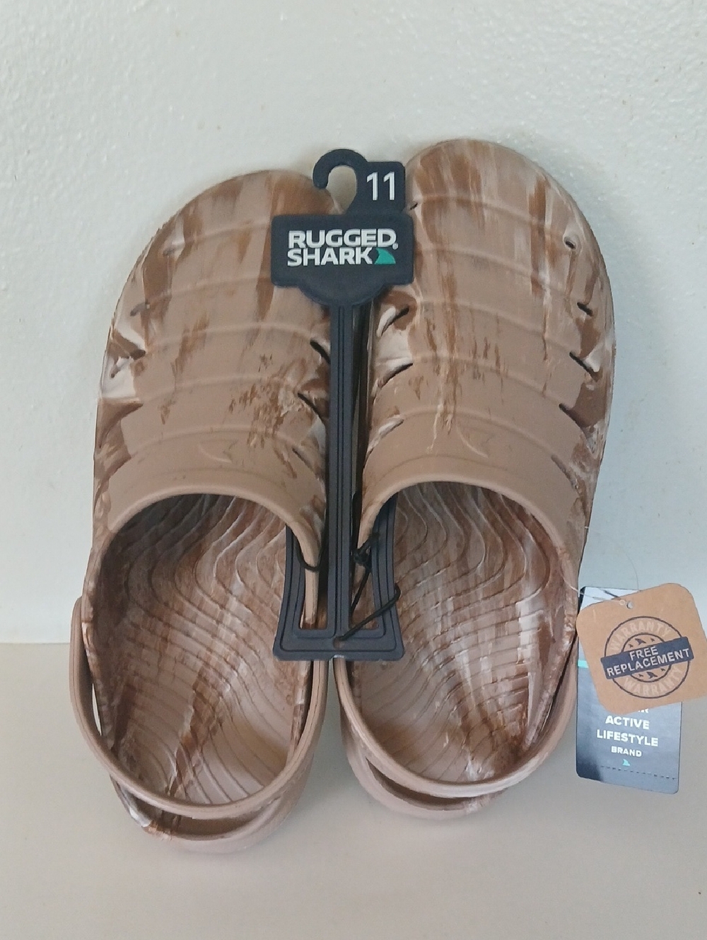Men's Size 11 Rugged Shark Comfort Clogs